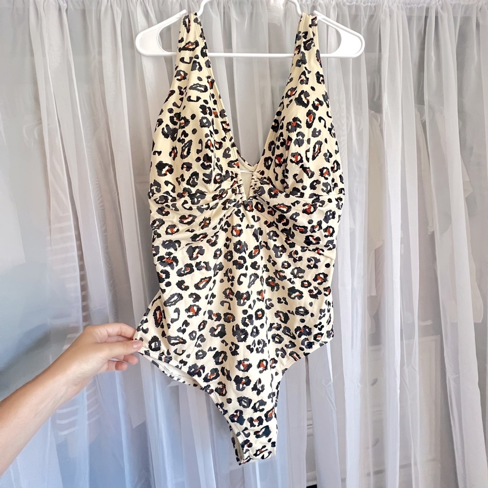 NWOT Swimsuit